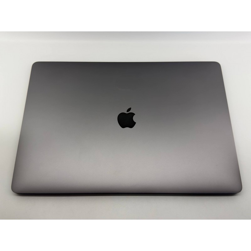 Apple MacBook Pro 15" Touch Bar 2018 год 16GB/256GB